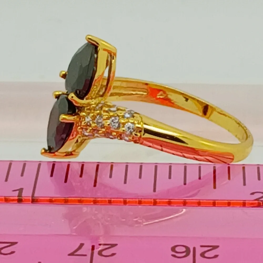 Vintage Gold Tone Bypass Black Pear Cut Pavé Sim Diamond CZ Accent Ring Size 7.5
